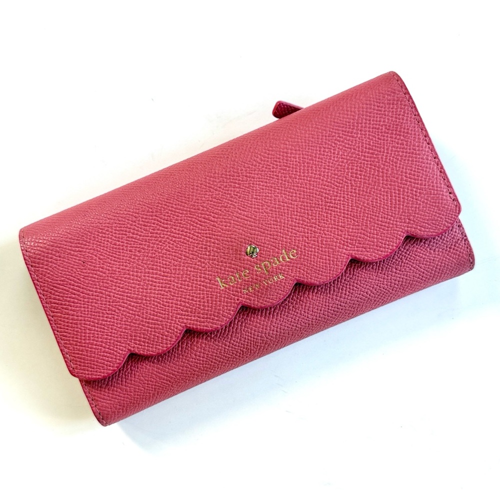 Kate Spade Morris Lane Trifold Pink Leather Scallop-Edge Wallet
